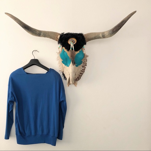 Sz M SW Design Top - Picture 2 of 5